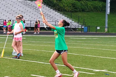 kids playing lacrosse
